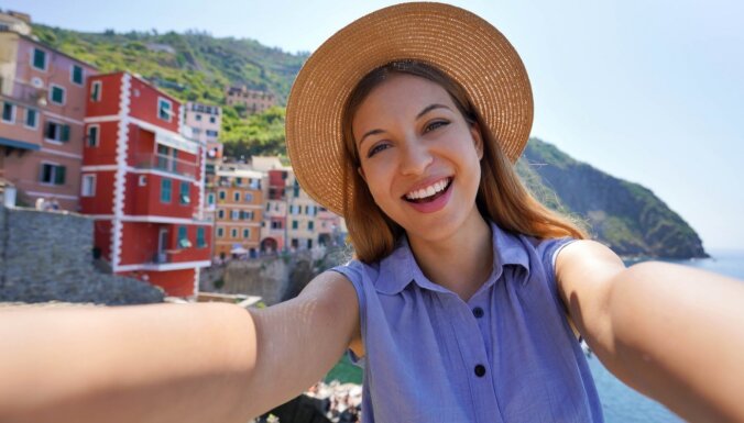 Itālijas pilsēta ievieš naudas sodu tūristiem, kuri pārāk ilgi uzņem selfijus