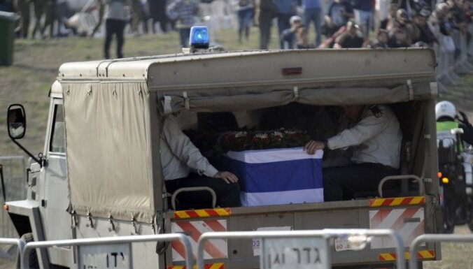 Foto: Izraēla atvadās no Ariela Šarona