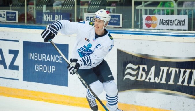 Bārtulis un 'Admiral' zaudē KHL līdervienībai SKA