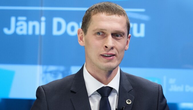 Pēc pievienošanās Ukrainas spēkiem Jurašs noliek Saeimas deputāta mandātu