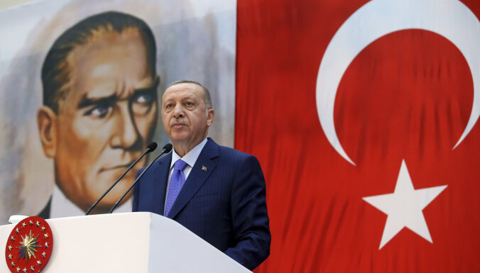 Erdogans atkārtoti pauž negatīvu nostāju par Somijas un Zviedrijas pievienošanos NATO
