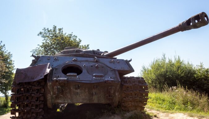 В Литве старый советский танк из музея посчитали опасным оружием — говорят, он может выстрелить