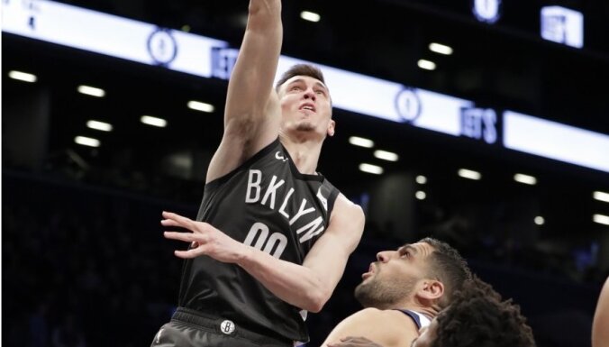 Kurucam 14 punkti NBA Vasaras līgas pirmajā mačā