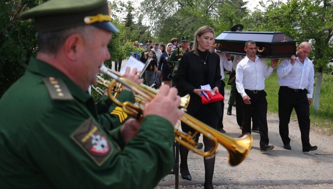 Kremlis valsts medijiem aizliedzis uzsvērt kara ieilgšanu