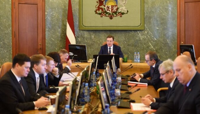 Правительство Кучинскиса рапортует: намеченный план практически выполнен