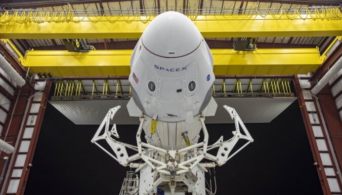 Старт корабля Dragon компании SpaceX с астронавтами: прямая трансляция
