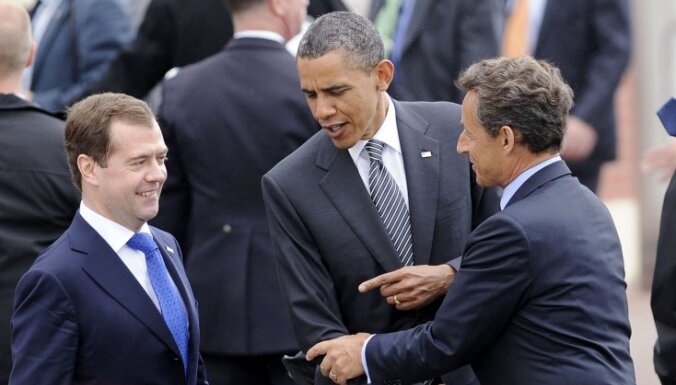 Белый дом перестал считать Россию сверхдержавой, Саркози не согласен