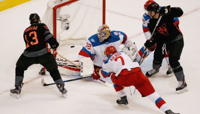 Krievijas hokejisti Pasaules kausā ar grūtībām notur pārsvaru pār Ziemeļamerikas talantiem