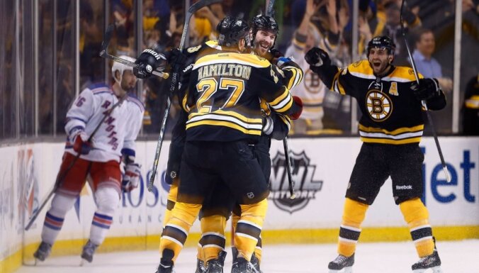 Daugaviņa 'Bruins' ar uzvaru pagarinājumā sāk Stenlija kausa otro kārtu