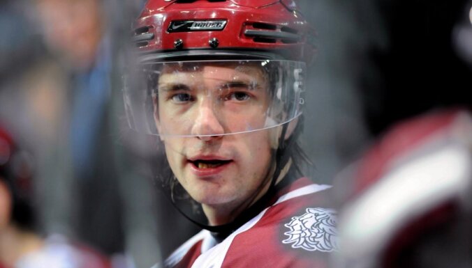 Dārziņam divi vārti un rezultatīva piespēle KHL spēlē