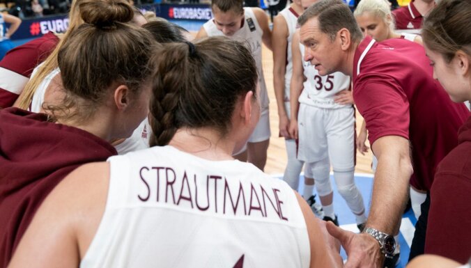 Ceļazīmi nodrošinājušās Latvijas basketbolistes Eiropas čempionāta kvalifikāciju noslēdz ar uzvaru