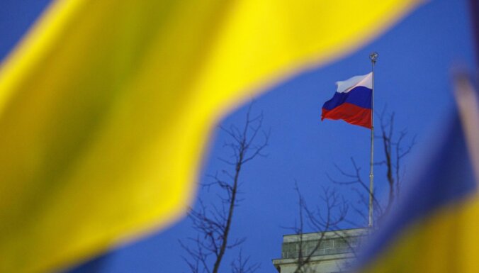 Ukraina aicina savus pilsoņus pamest Krieviju