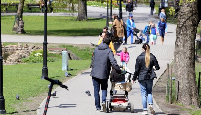 Ceturtdien Covid-19 infekcija Latvijā atklāta 765 cilvēkiem