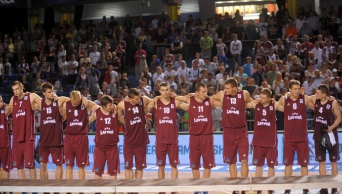 Latvijas U-20 basketbolisti izcīna vēsturisku Eiropas čempionāta sudrabu