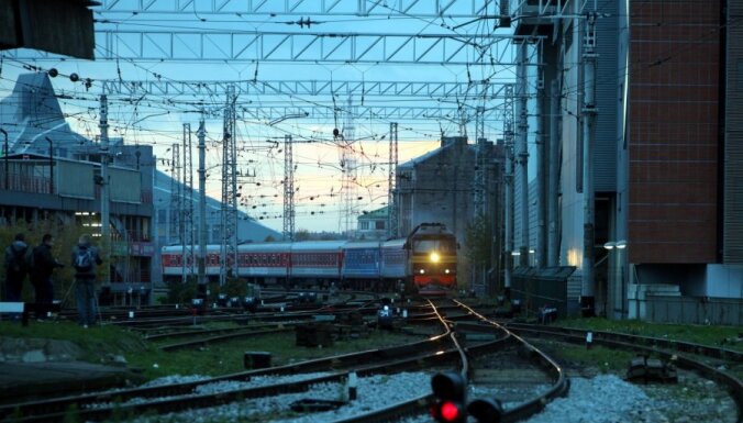 7 апреля. В Латвии отключили "Россию", а в Донецке объявили республику