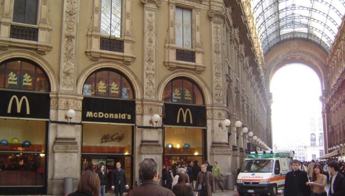 Arhitektūras entuziasti saķer galvu un apēd burgeru jeb 'McDonald's' restorāni brīnišķīgās un vēsturiskās ēkās