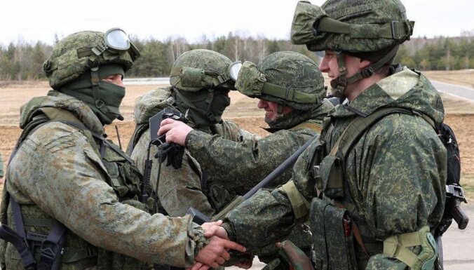 Baltkrievija pie Ukrainas robežas sapulcinājusi 7 bataljonus; Žitomira gatavojas aizsardzībai
