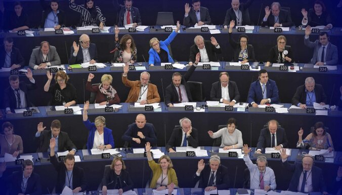 Сдвинет вправо: как "Брекзит" повлияет на Европарламент