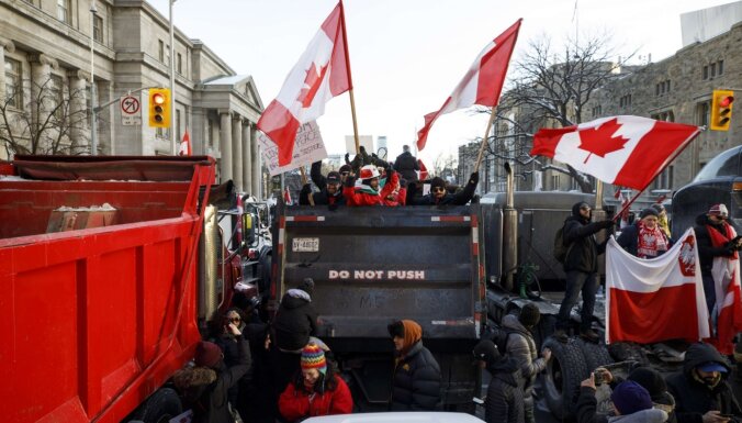 Kanādā turpinās protesti pret Covid-19 ierobežojumiem