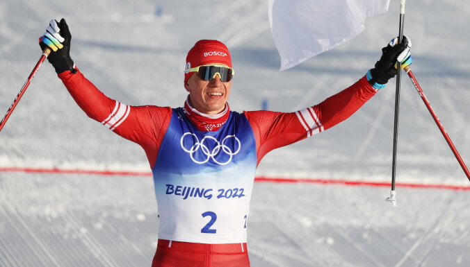 Российский лыжник Большунов впервые стал чемпионом Олимпийских игр