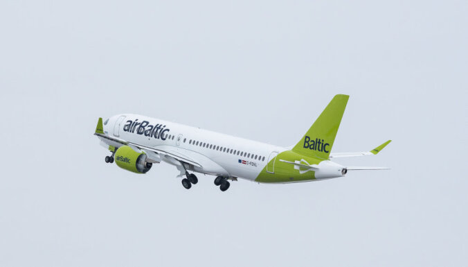 airBaltic возобновляет рейсы из Риги в Париж и Дюссельдорф