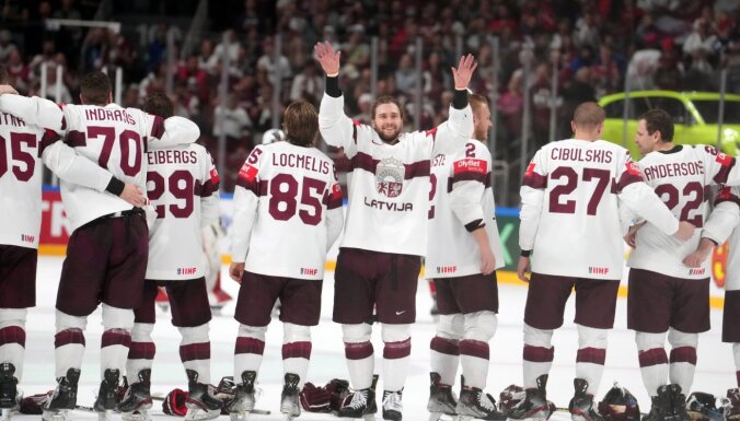 Latvijas izlase IIHF spēka rangā pirmo reizi ielaužas pirmajā trijniekā