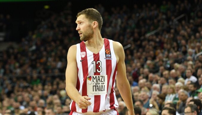 Oficiāli: Jānis Strēlnieks vienojies ar Eirolīgas čempioniem CSKA