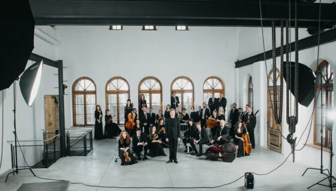 'Sinfonietta Rīga' un 'Zuzeum' aicina uz kamermūzikas vakariem mākslas centra izstāžu zālē