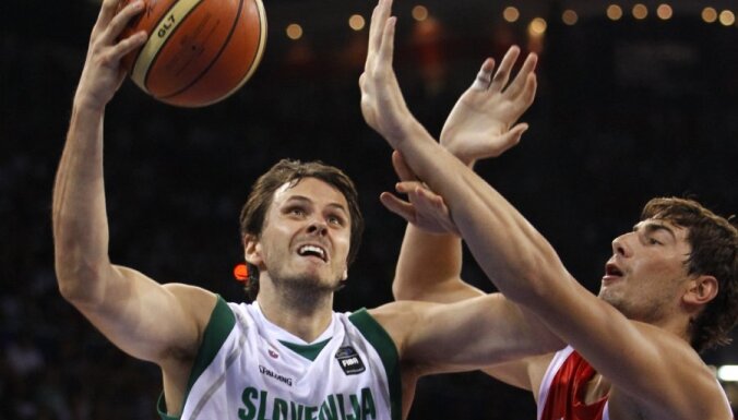 Slovēnijas izlasei 'Eurobasket 2011' nepalīdzēs Bostjans Nahbars