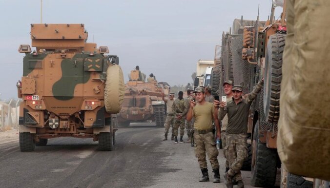 Турецкая операция в Сирии: курды грозят хуже охранять тюрьмы с боевиками ИГ