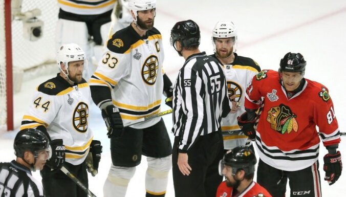 'Bruins' bez Daugaviņa piedzīvo trešo zaudējumu Stenlija kausa finālā