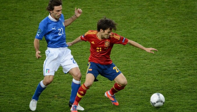 EURO 2012 simboliskajā izlasē iekļuvuši desmit Spānijas futbolisti