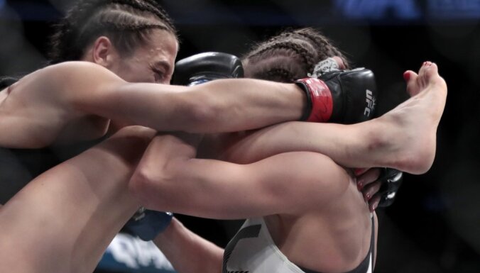 Karolina Kowalkiewicz vs Joanna Jedrzejczyk  UFC