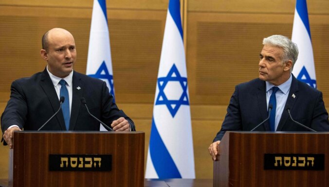 Beneta vadītā Izraēlas koalīcija atlaidīs parlamentu