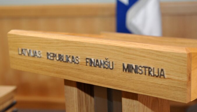 FM: Energoresursu cenas atkal kāpina inflāciju