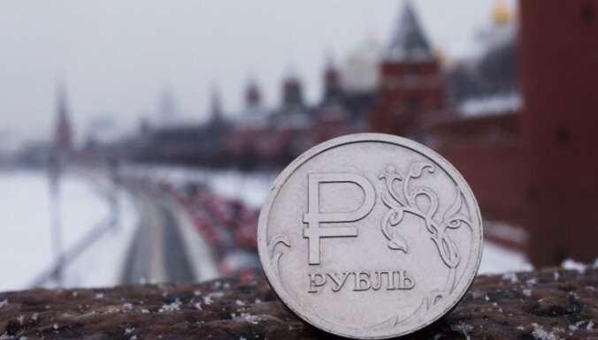 Sankcijām ir milzīga ietekme uz Krievijas ekonomiku, teikts ziņojumā