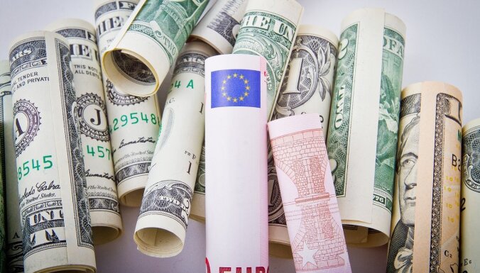 Luminor: удешевление евро к доллару пойдет на пользу экономике Европы