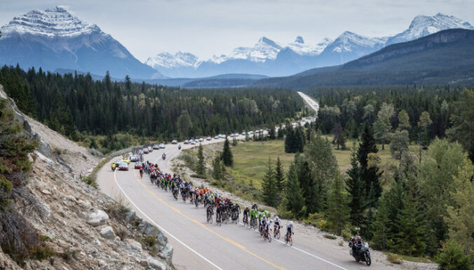 Smukulis sekmē Rodrigesa uzvaru 'Vuelta a Espana'; Flaksi un Skujiņu aizved neceļos 'Tour of Alberta'