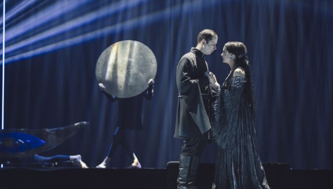 Foto: Pasaules pirmizrādi piedzīvojusi Imanta Kalniņa opera 'Matīss, kausu bajārs'