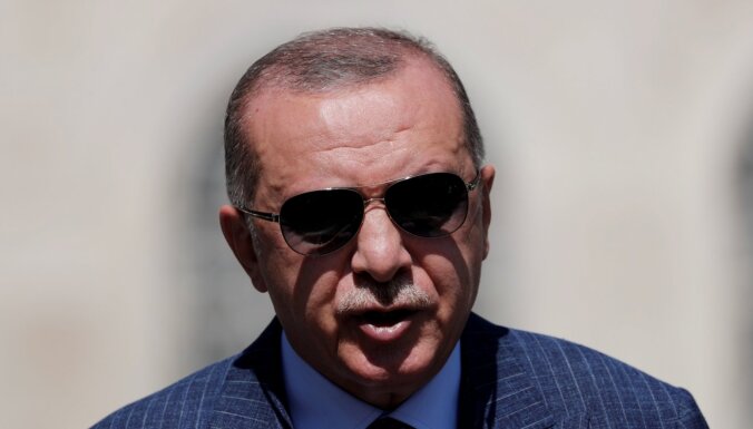 Эрдоган заявил, что полный локдаун позволил взять под контроль эпидемию Covid-19 в Турции