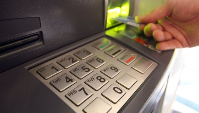 Par mēģinājumu apzagt bankomātu Valmierā tiesās Baltkrievijas pilsoni
