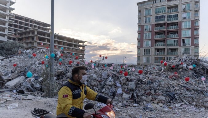 Эксперты: жертв землетрясения в Сирии могло быть меньше. Помощь опоздала по вине Асада и ООН