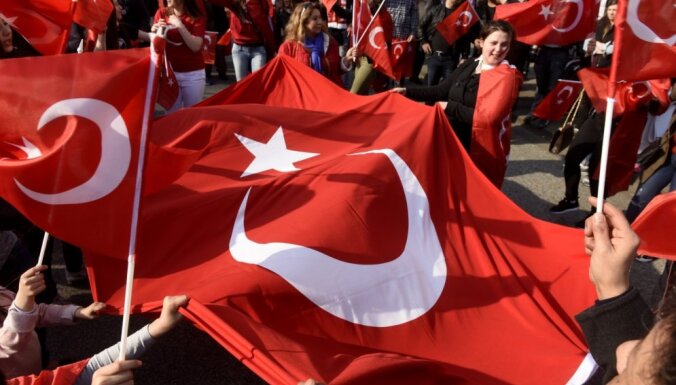 "Курды=ИГИЛ". Анкара ответила на угрозы Трампа "экономически уничтожить" Турцию