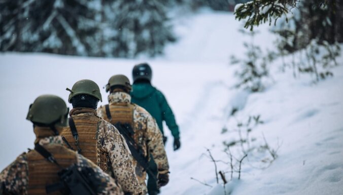 Piektdien novērsti 34 cilvēku mēģinājumi nelikumīgi šķērsot Latvijas-Baltkrievijas robežu