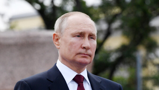 Путин уволил главу ФСИН из-за скандалов с пытками в колониях