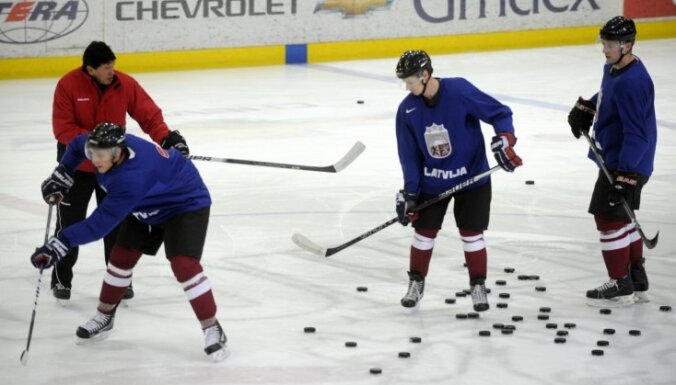 Vairāki Rīgas 'Dinamo' un citi Latvijas hokejisti jau uzsākuši treniņus valstsvienībā
