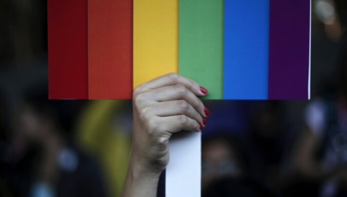 Власти Брунея о законах для геев: реальных смертных приговоров будет немного