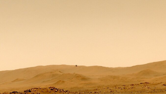NASA drons uz Marsa pārbauda spēju robežas un izglābjas no avārijas