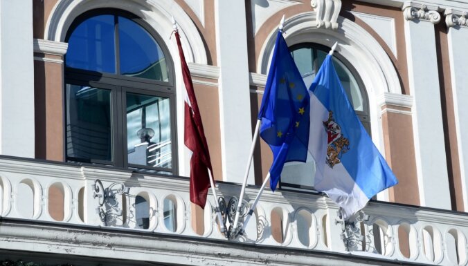 Rīgas dome atbalsta 500 000 eiro piešķiršanu Ukrainas atbalstam