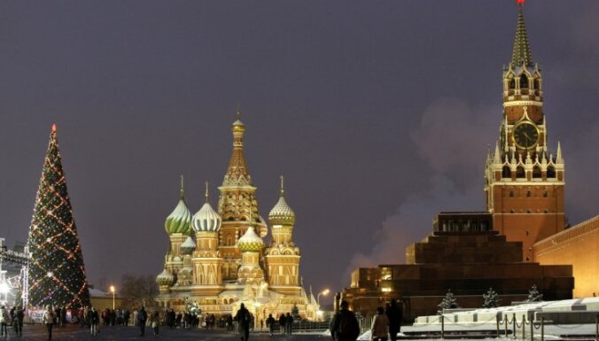 Коммерсант: какие страны за последний год заявляли о вмешательстве "руки Москвы"